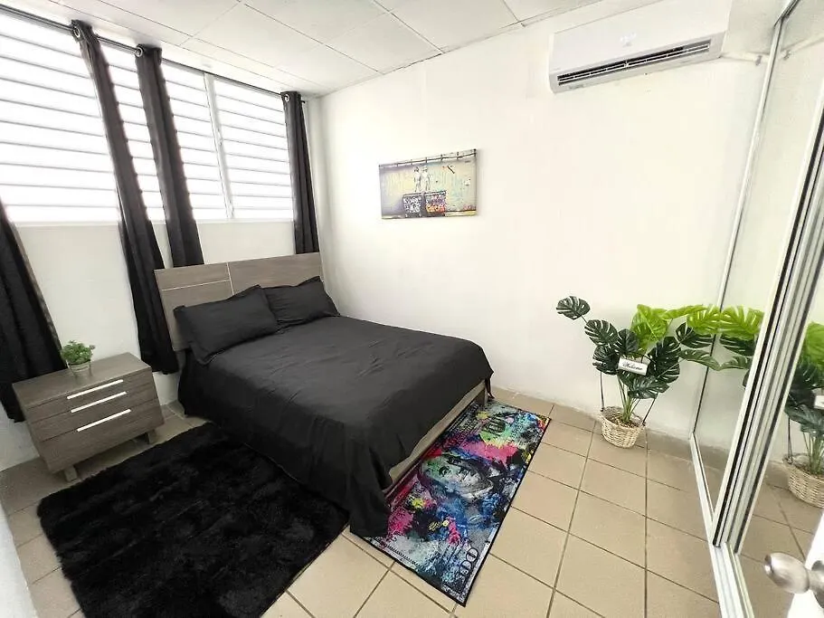 Monopoly 2 Bedroom Condo Near Beach W/Pool/Parking San Juan Puerto Rico